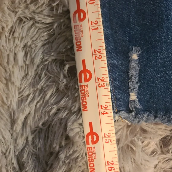 Distressed Blue Women's Jeans Forever 21 - Picture 5 of 14